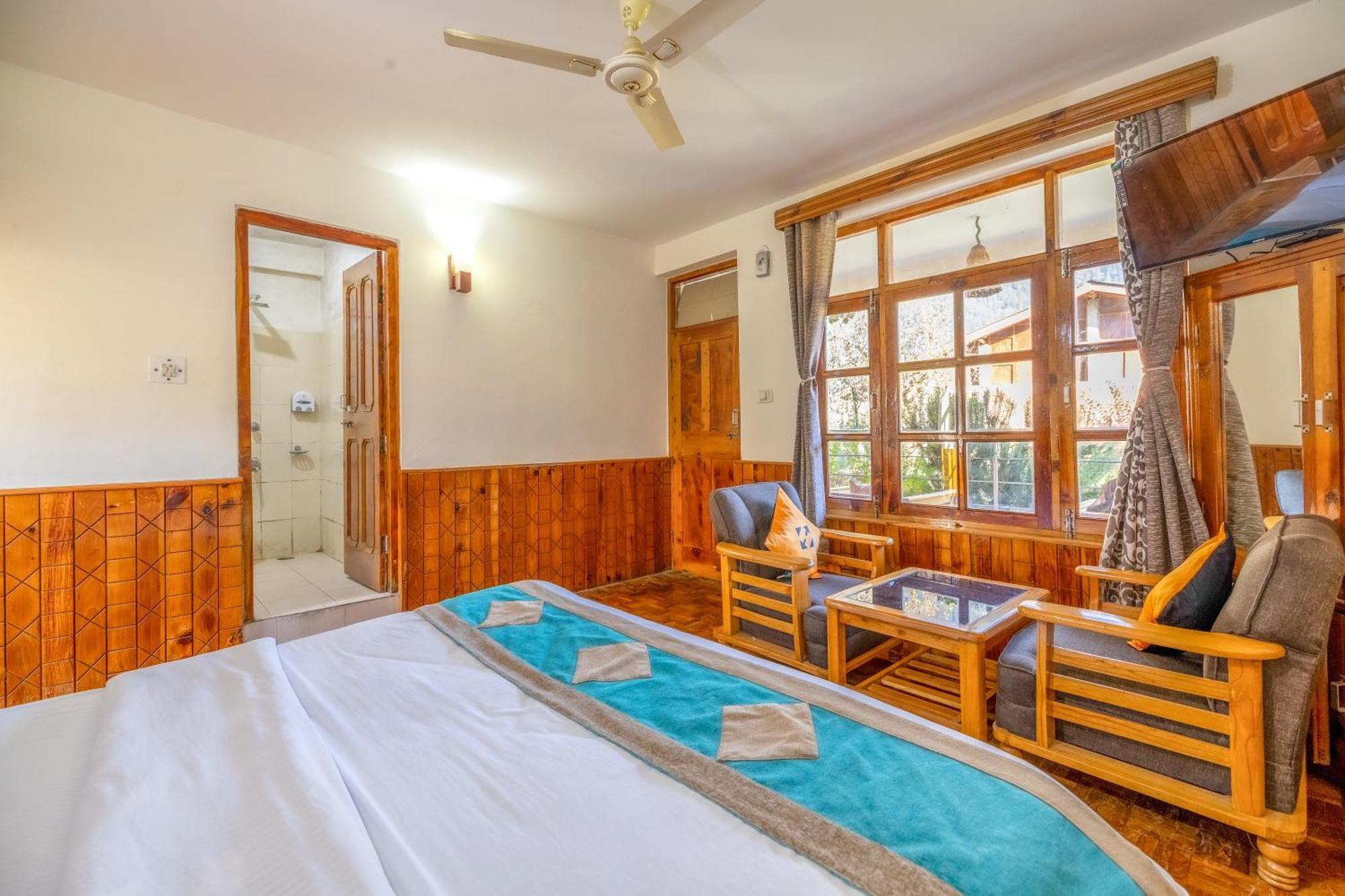 Hotel Hide-In Old Manali Esterno foto