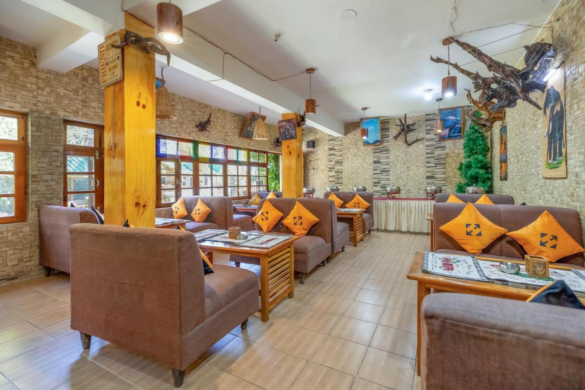 Hotel Hide-In Old Manali Esterno foto