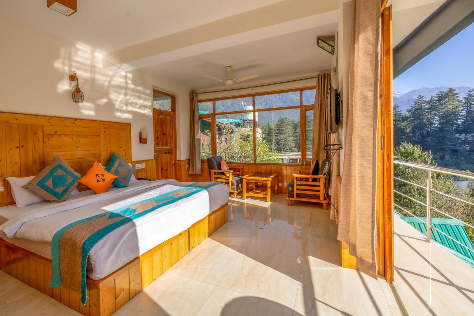 Hotel Hide-In Old Manali Esterno foto