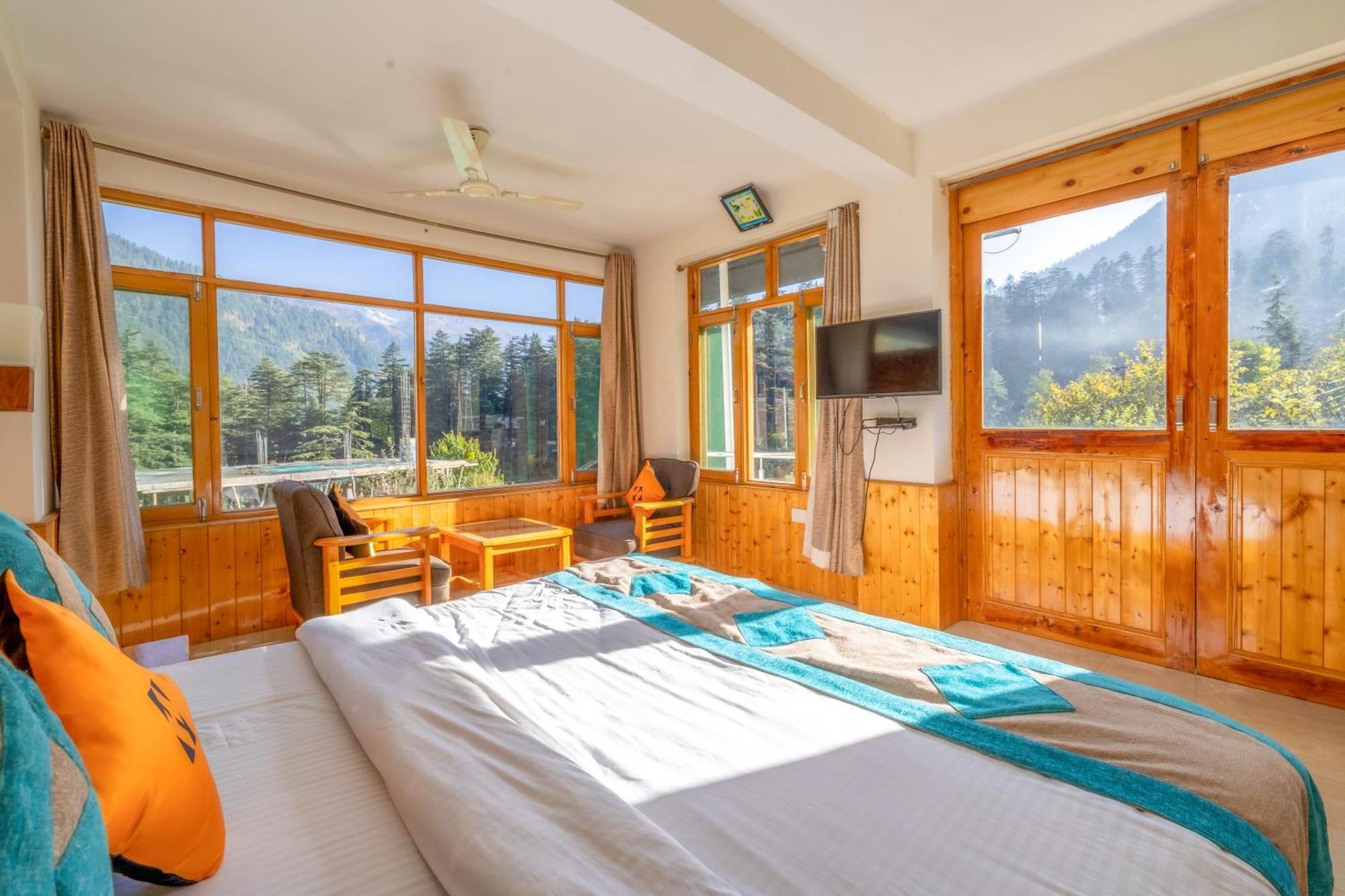 Hotel Hide-In Old Manali Esterno foto